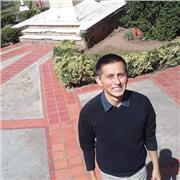 Una persona con carácter de responsabilidad y entrega hacia los alumnos